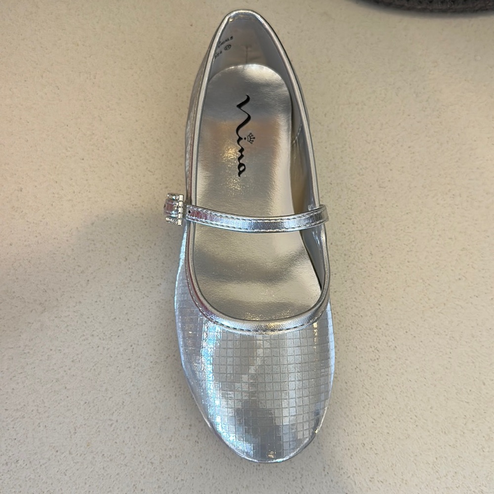 Nina girls silver dress shoe